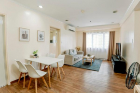Spacious 2BR at SoMa BGC Near SM Aura and Bonifacio High Street